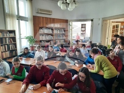 В РЕГИОНАЛНА БИБЛИОТЕКА „САВА ДОБРОПЛОДНИ” – СЛИВЕН ПРИКЛЮЧИ СЕДМИЦАТА НА ЛЮБОВТА