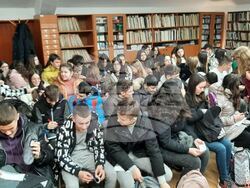 В РЕГИОНАЛНА БИБЛИОТЕКА „САВА ДОБРОПЛОДНИ” – СЛИВЕН ПРИКЛЮЧИ СЕДМИЦАТА НА ЛЮБОВТА