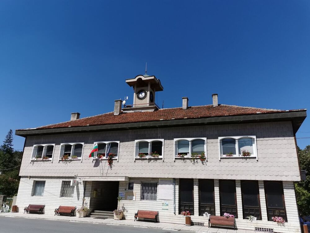 Община Сливен продължава ремонтите в селата