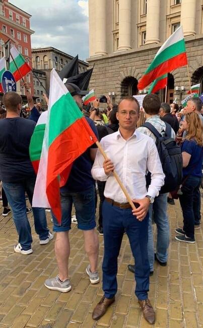Симеон Славчев: Влизането на България в еврозоната ще доведе до трета Национална катастрофа