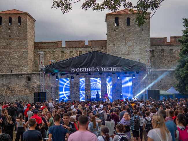 Община Видин: Видин посреща Деня на детето със Summer Vibes Festival