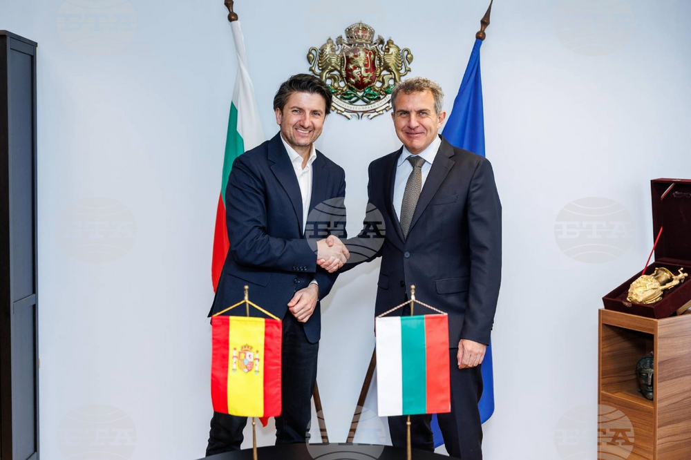 Bulgarian Tourism Minister, Spanish Ambassador Discuss Cooperation Opportunities in Tourism