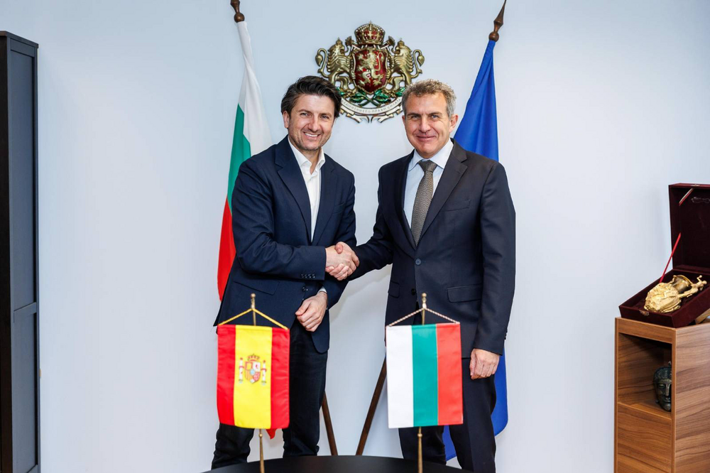 Bulgarian Tourism Minister, Spanish Ambassador Discuss Cooperation Opportunities in Tourism 
