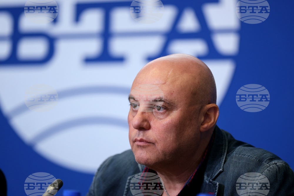 Национален пресклуб на БТА София -  Николай Попов - пресконференция