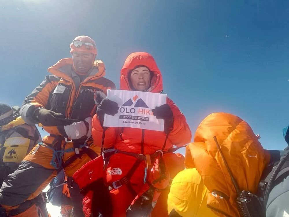 Старозагорката Христина Йосифова покори най-високия връх на Земята – Еверест