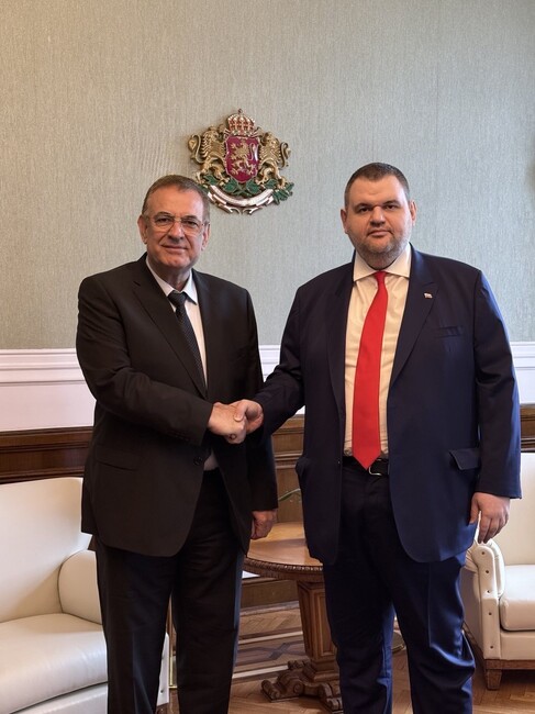 Chakarov Steps Down as MRF Leader Following Reconciliation Meeting with Peevski, MRF - New Beginning Says