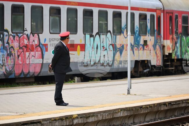 Широко обществено обсъждане на условията за възлагане на пътнически услуги с железопътен транспорт започват от ресорното министерство