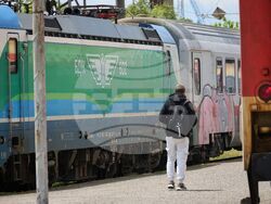 Бургас - влак София-Бургас - Гроздан Караджов - посещение