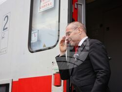 Бургас - влак София-Бургас - Гроздан Караджов - посещение