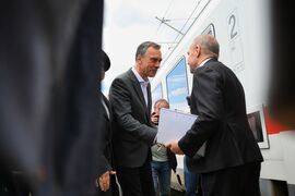 Бургас - влак София-Бургас - Гроздан Караджов - посещение