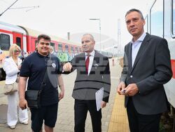 Бургас - влак София-Бургас - Гроздан Караджов - посещение