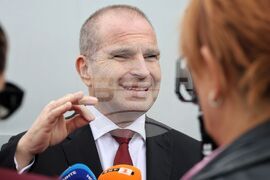 Бургас - Гроздан Караджов - брифинг