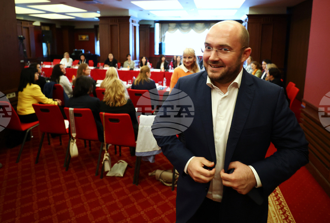 Justice Minister at Domestic Violence Roundtable: We Will Not Stop or Give Up