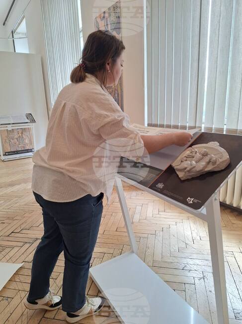 Изложбата „Тайни и загадки от Хераклея Синтика“ на музея в Петрич гостува в Братислава