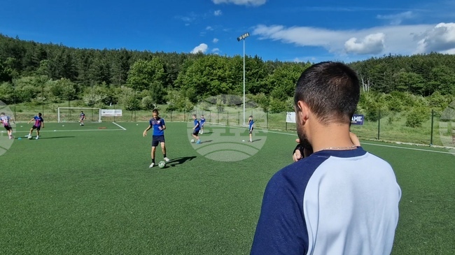Деца настанени в Кризисен център – Перник получиха подарък – тренировки в спортни клубове