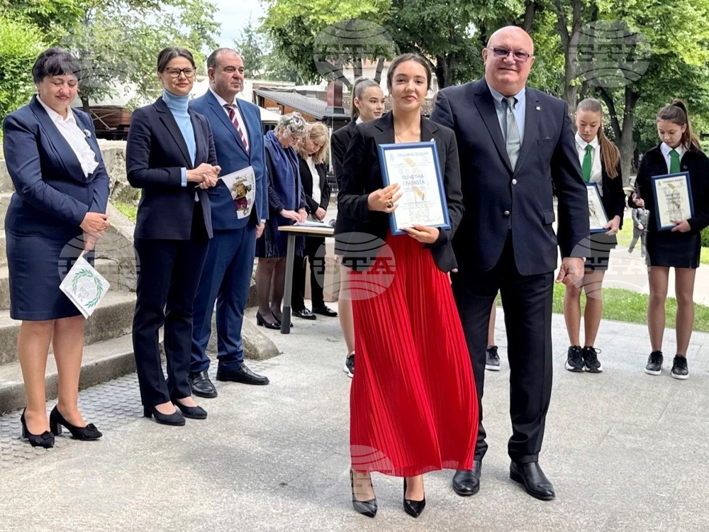 Видин - абитуриенти