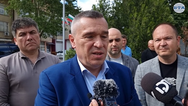 Предвижда се взаимоспомагателен фонд да подпомага земеделците при природни бедствия, каза министър Георги Тахов