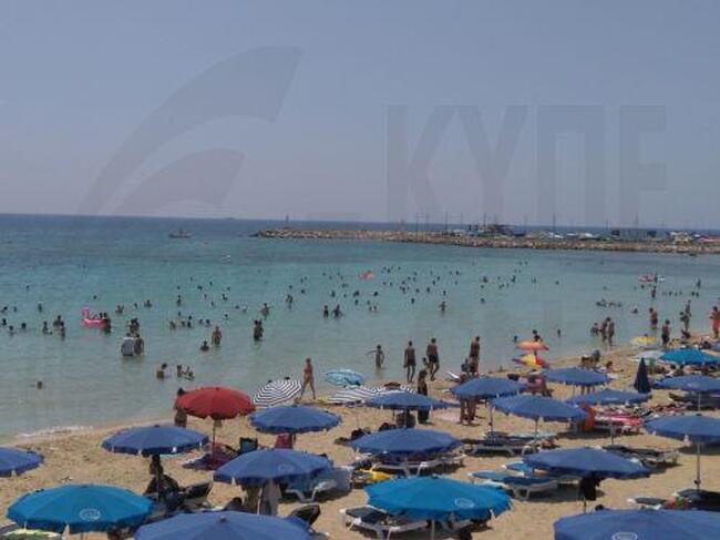 КНА: Кипър отчита исторически рекорд от над 400 000 туристи, пристигнали на острова през април