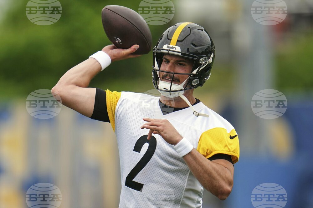 Steelers QB Uncertainty Football