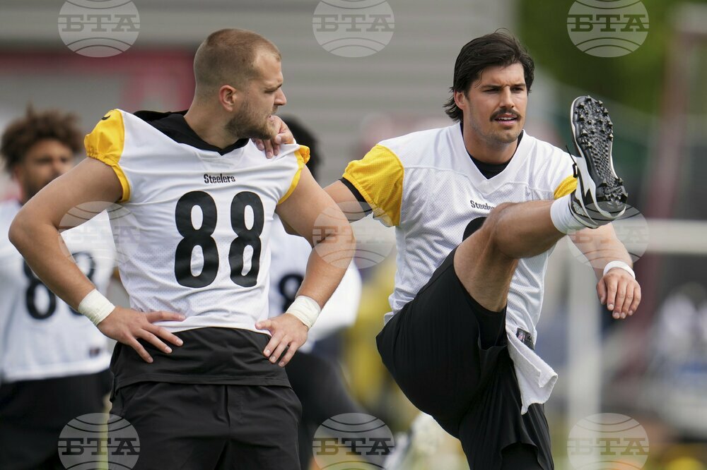 Steelers QB Uncertainty Football