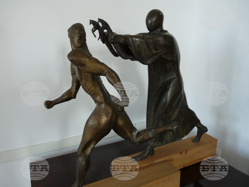 В Силистра бе открита ретроспективната изложба „Чапкънов. Алхимикът”