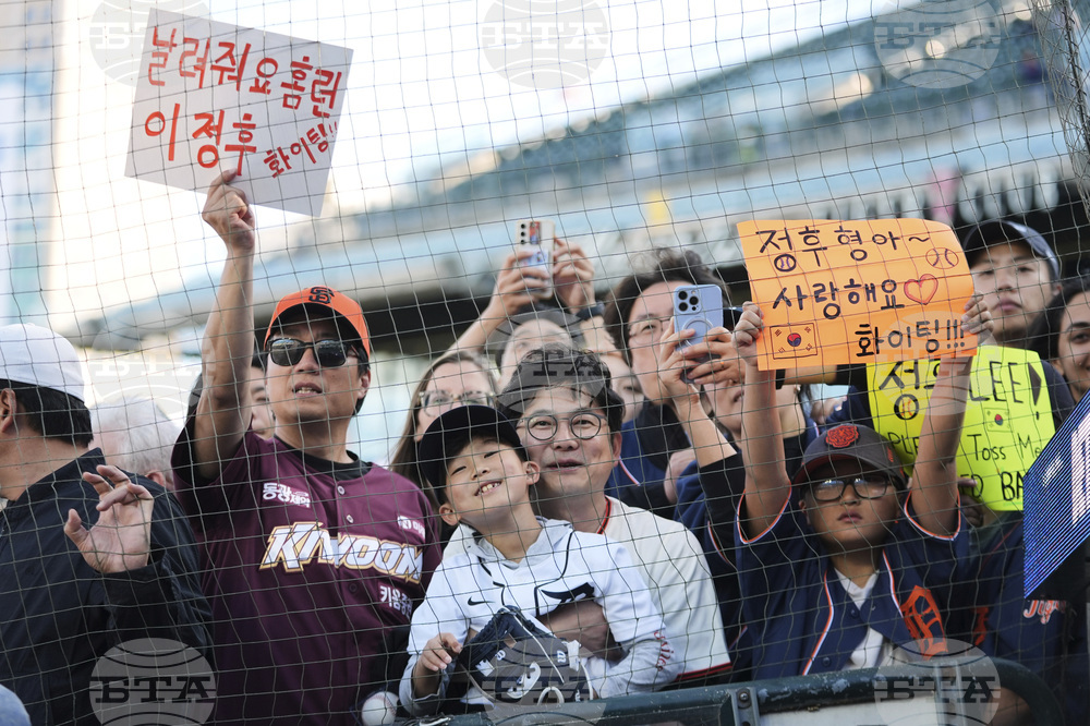 Giants Tigers Baseball