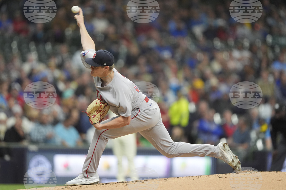 Red Sox Brewers Baseball