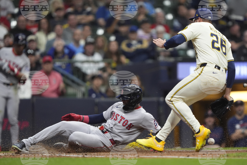 Red Sox Brewers Baseball