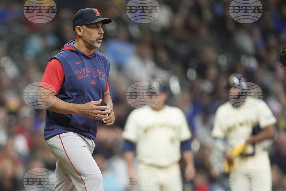 Red Sox Brewers Baseball