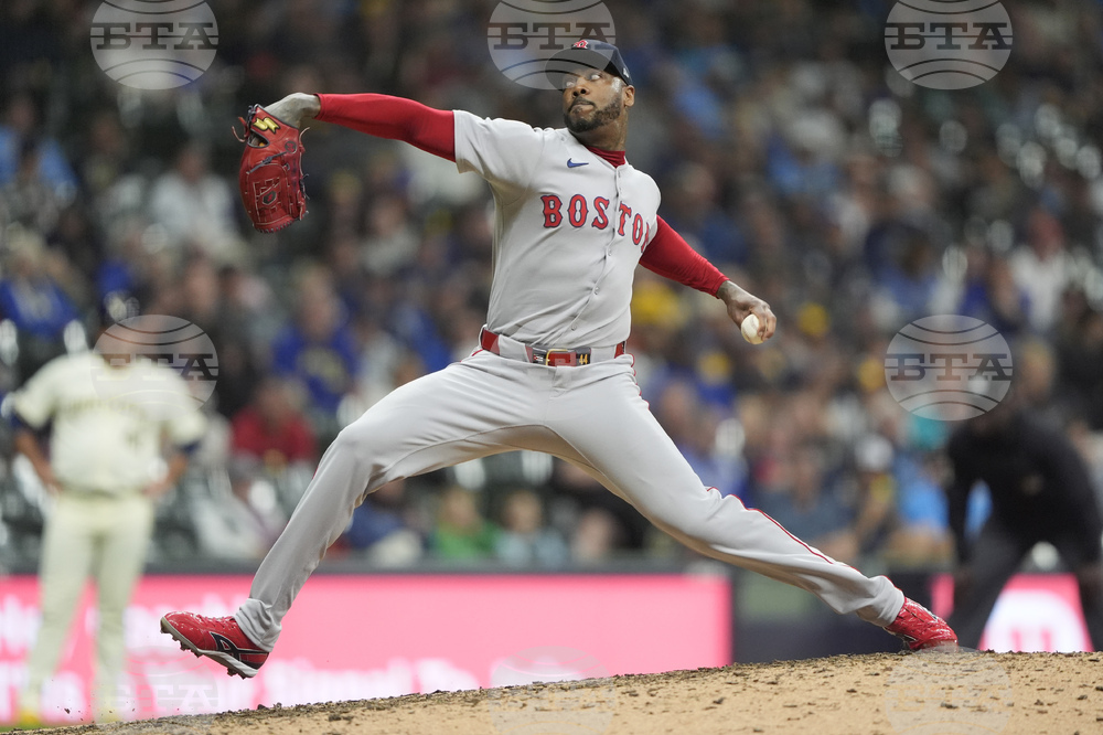 Red Sox Brewers Baseball