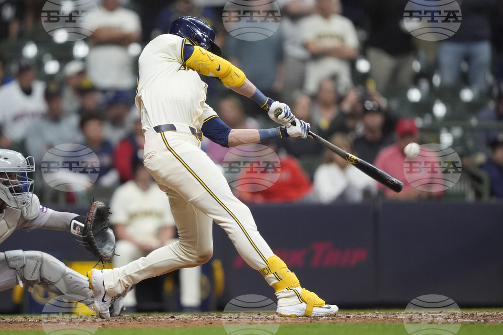 Red Sox Brewers Baseball