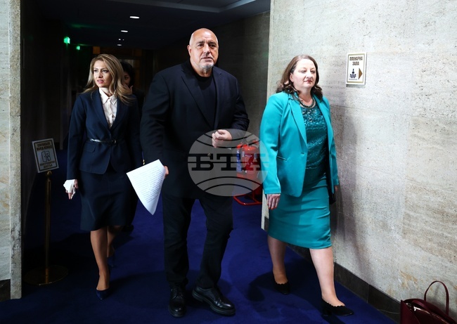 Не съм маг Светлина, за да знам какво ще стане, каза Борисов относно ситуацията с ДПС