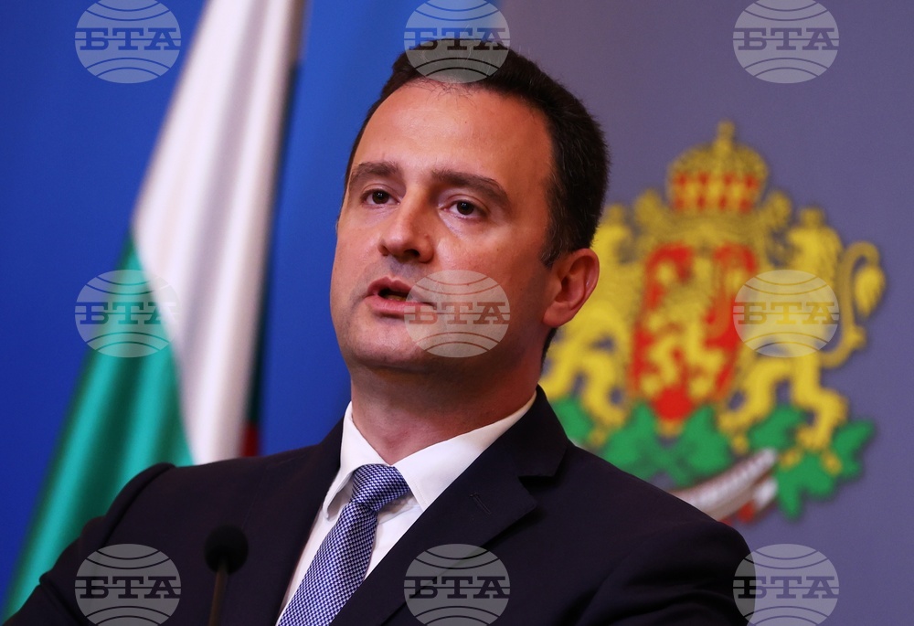 Household Consumers to Remain Indefinitely on Regulated Electricity Market, Says Energy Minister Stankov