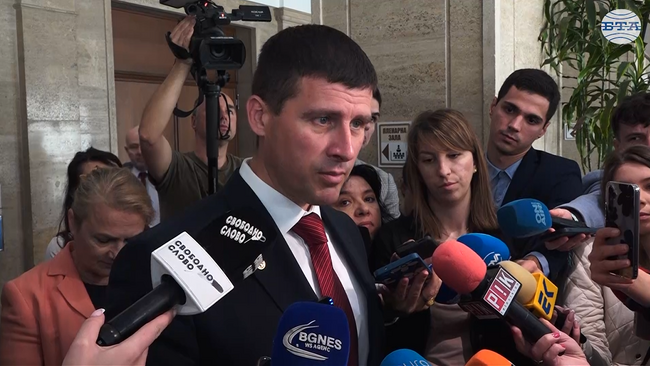 Това може да е приказка за малки деца, но не и за възрастни, каза Ивелин Михайлов за решението на Джевдет Чакъров