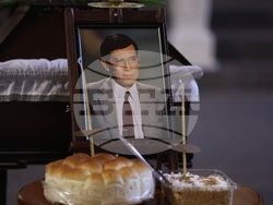 Храм „Света София“ - Красимир Ганев - поклонение