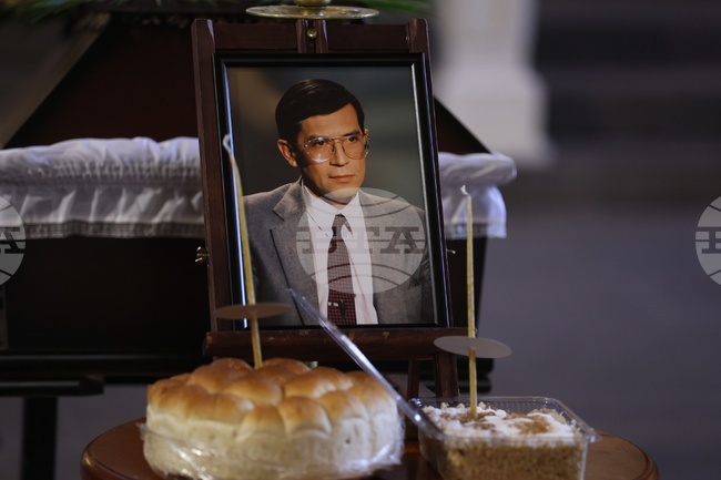 В столичния храм „Света София“ бе отслужено опело за журналиста Красимир Ганев