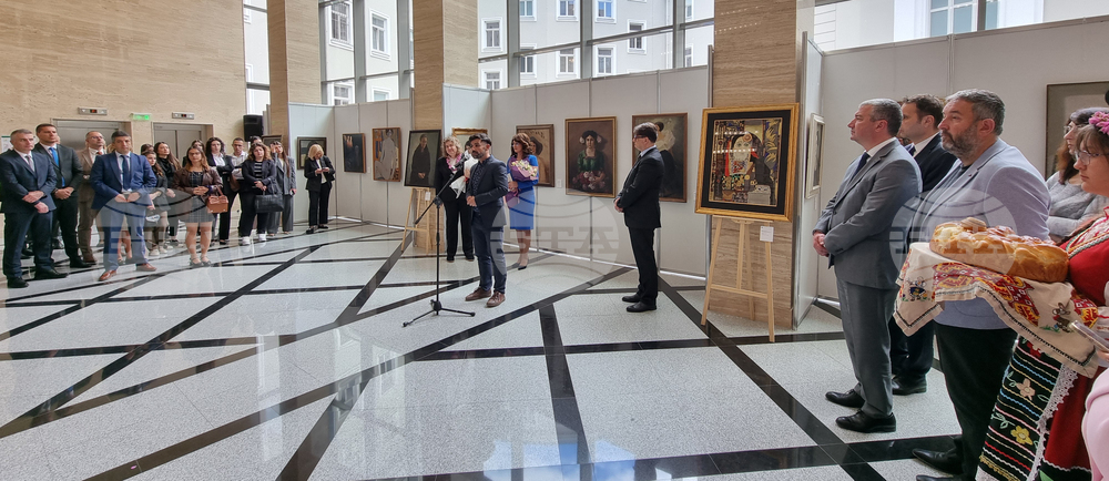 Народно събрание - изложба