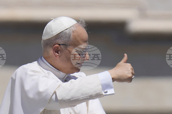 Мотоциклет с подписа на папа Лъв XIV ще бъде предложен на търг в Мюнхен