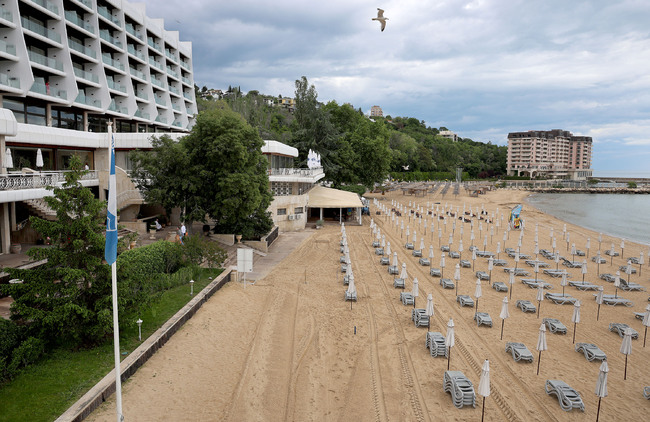 Sunny Day Beach Receives Blue Flag Award Every Year since 1996