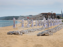 Варна - плаж „Бяла Юг“ - син флаг