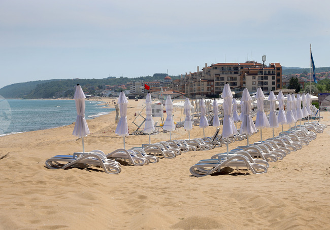 За трета година на плаж Бяла-Юг се развява Син флаг