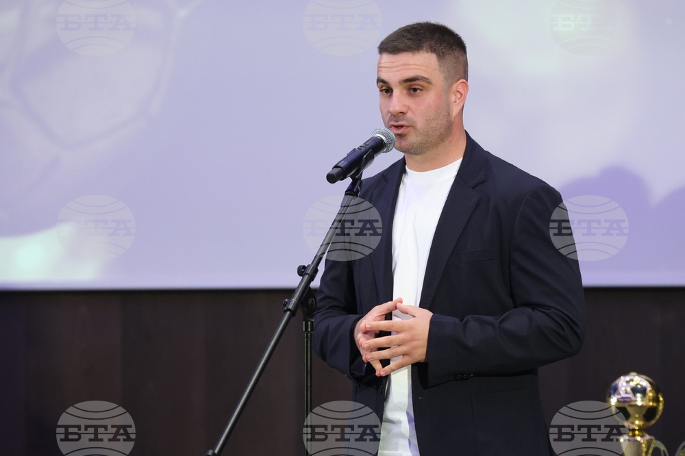 Българският БФС създава от новия сезон Елитна група до 18 години, обяви Лъчезар Димов