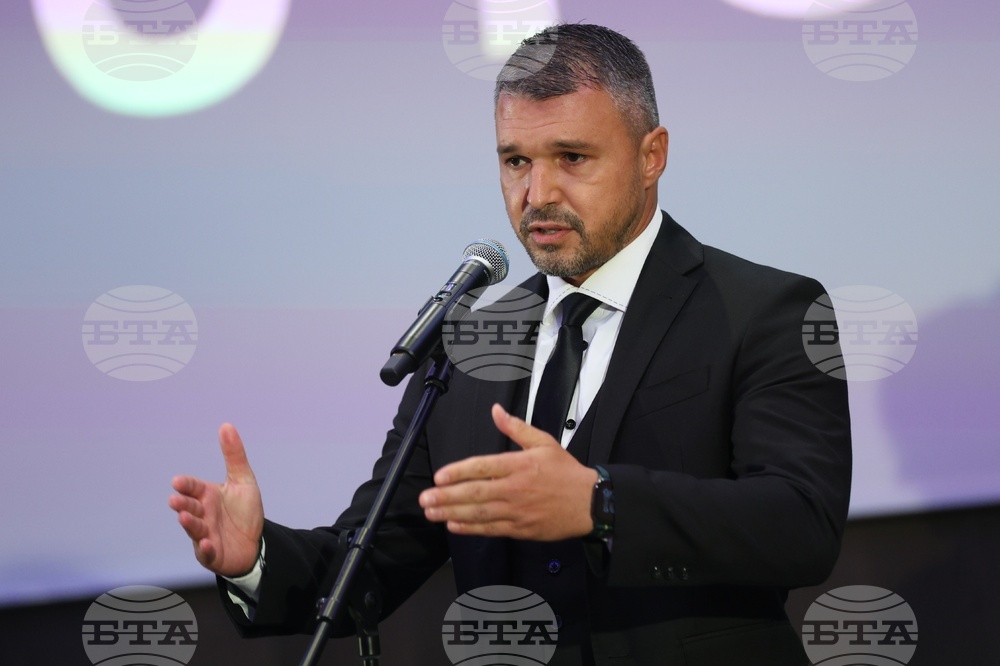 Валери Божинов: „В Италия и България имаше футболисти, които пушеха, пиеха и въпреки това печелеха“