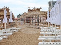 Варна - плаж „Златни пясъци“ - син флаг