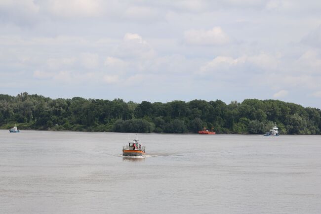 Boat Carrying Tourists Capsizes near Danube Delta in Romania