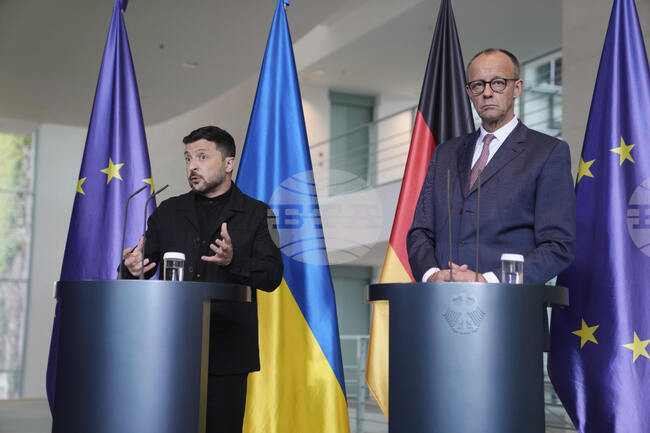 Европа трябва да участва в мирния процес в Украйна, заяви Зеленски след разговор с Мерц