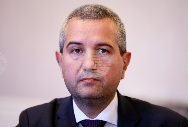 Преди няколко месеца собствениците на незаконния хоспис в Говедарци са били същите като от дома в с. Ягода, каза зам.-социалният министър 