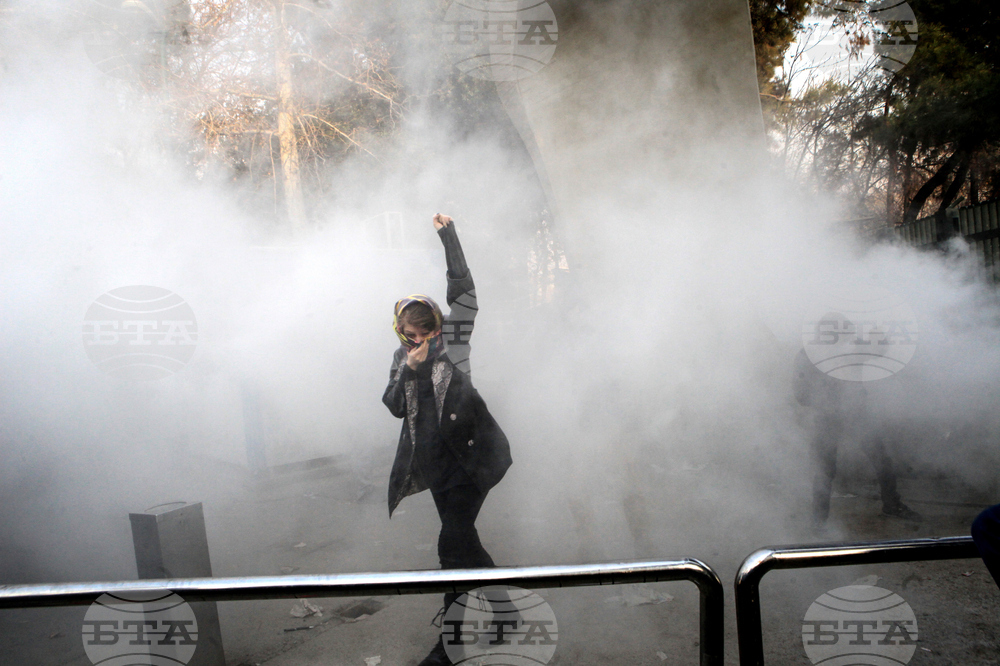 Студентски протест избухна в университета "Шариф" в Техеран