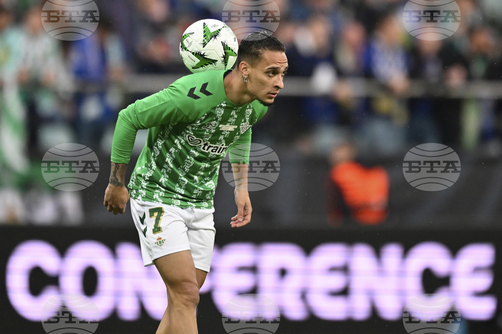 Бетис е постигнал принципно споразумение с Манчестър Юнайтед за трансфера на Антони