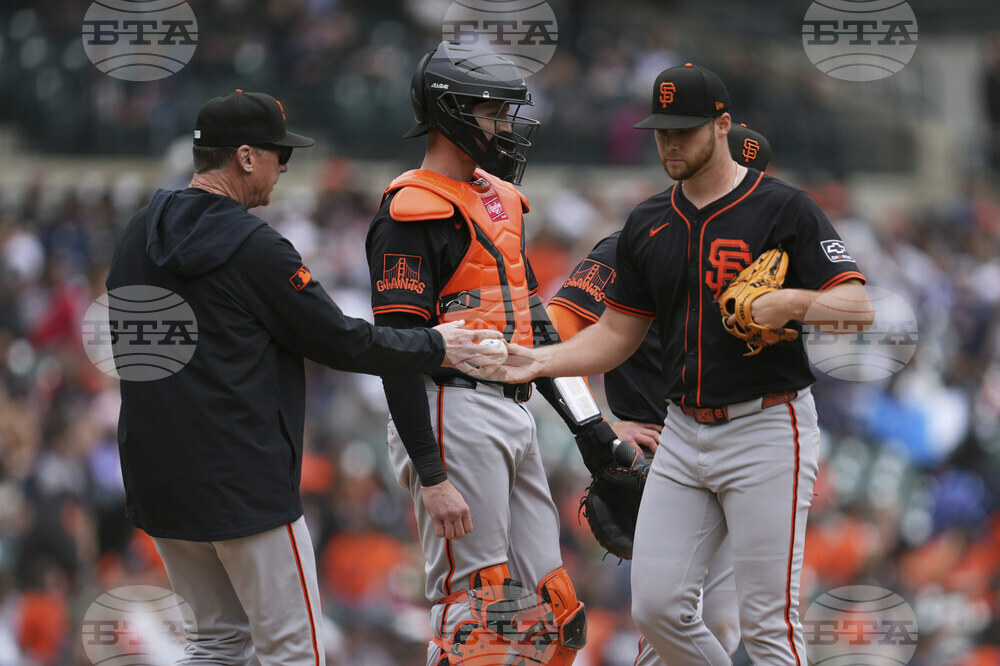 Giants Tigers Baseball
